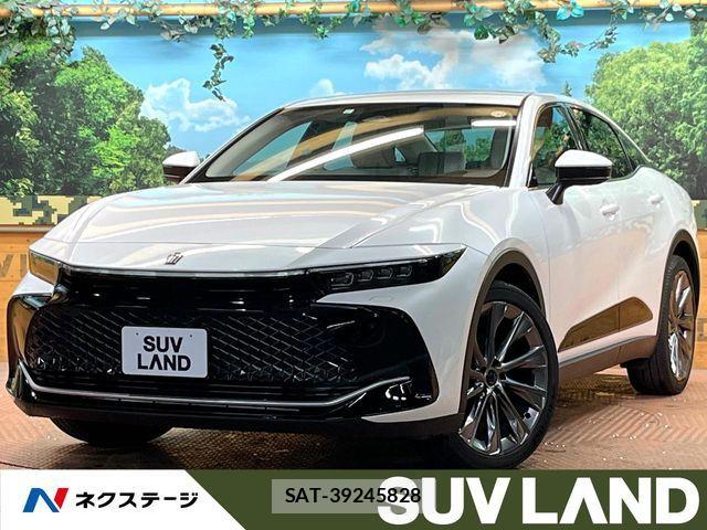 Toyota Crown Crossover 2023-06 7216511-0