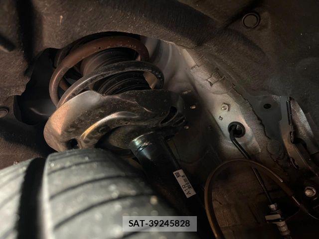 Toyota Crown Crossover 2023-06 7216511-19
