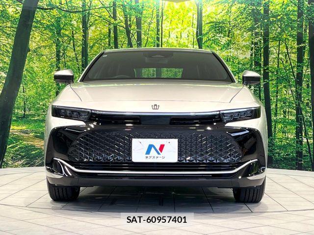 Toyota Crown Crossover 2023-06 7250256-13