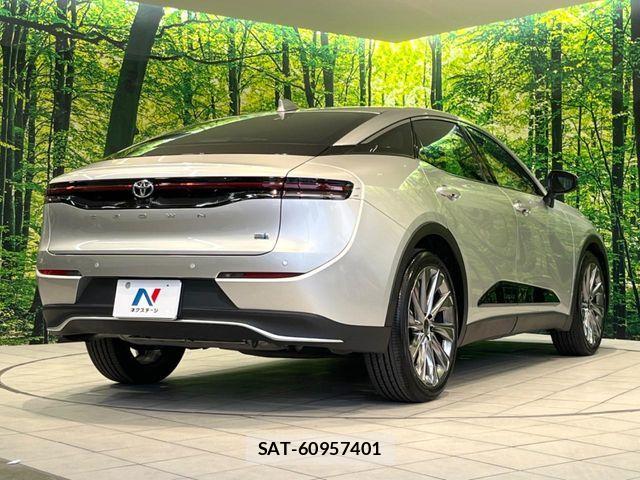Toyota Crown Crossover 2023-06 7250256-16