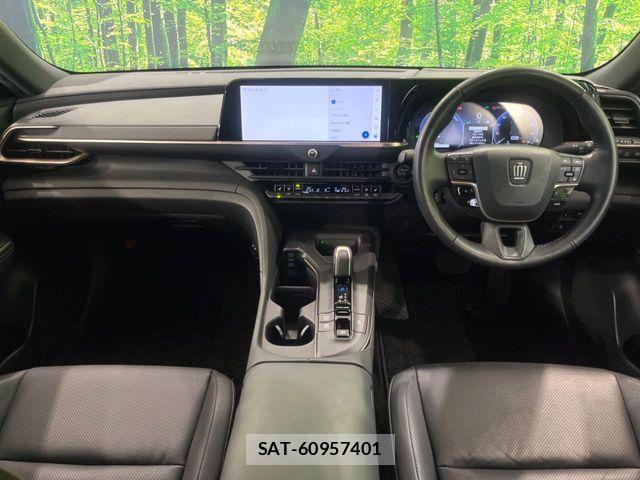 Toyota Crown Crossover 2023-06 7250256-1