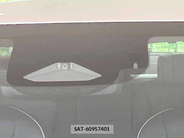 Toyota Crown Crossover 2023-06 7250256-4