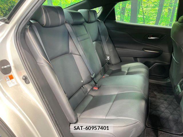 Toyota Crown Crossover 2023-06 7250256-8