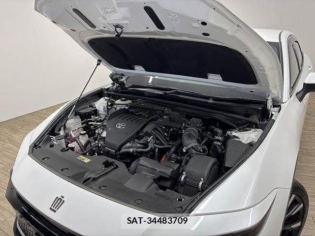 Toyota Crown Crossover 2022-12 7250242-17