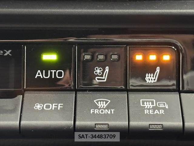Toyota Crown Crossover 2022-12 7250242-8