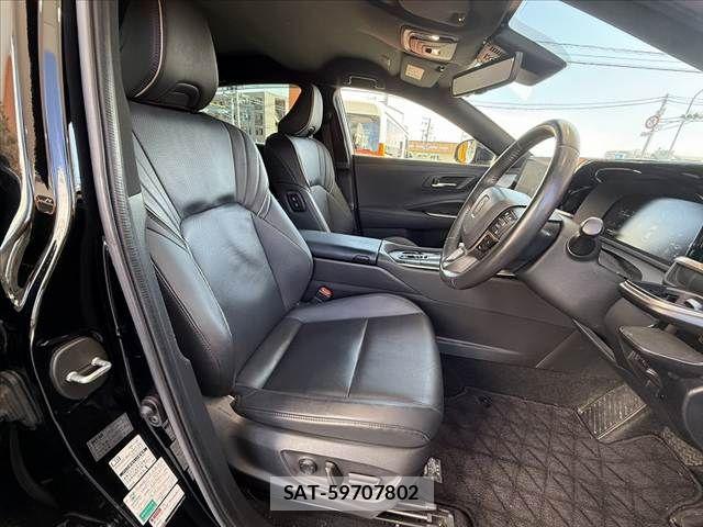 Toyota Crown Crossover 2023-06 7250253-16
