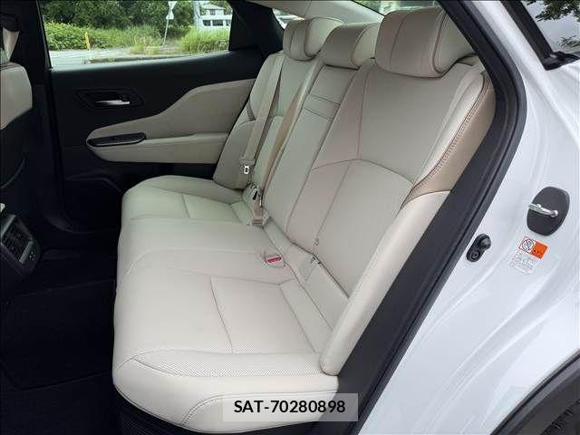 Toyota Crown Crossover 2023-04 7250252-9