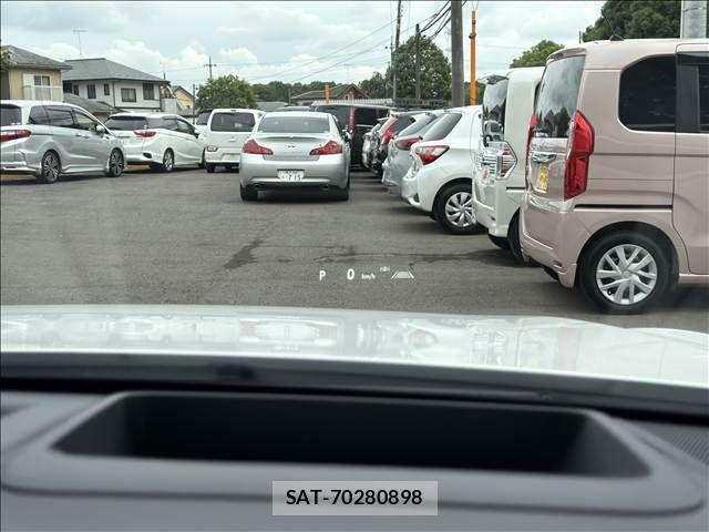 Toyota Crown Crossover 2023-04 7250252-15