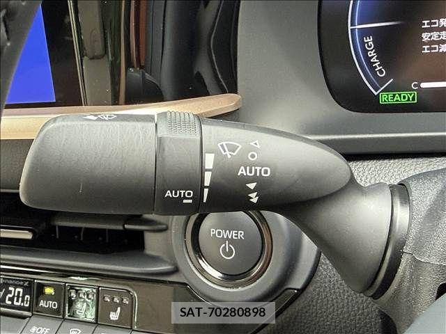 Toyota Crown Crossover 2023-04 7250252-28