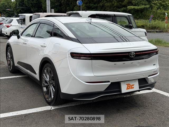 Toyota Crown Crossover 2023-04 7250252-7