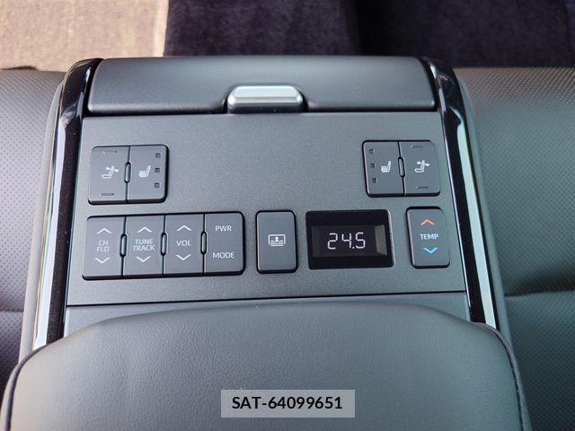 Toyota Crown Crossover 2022-10 7250249-23