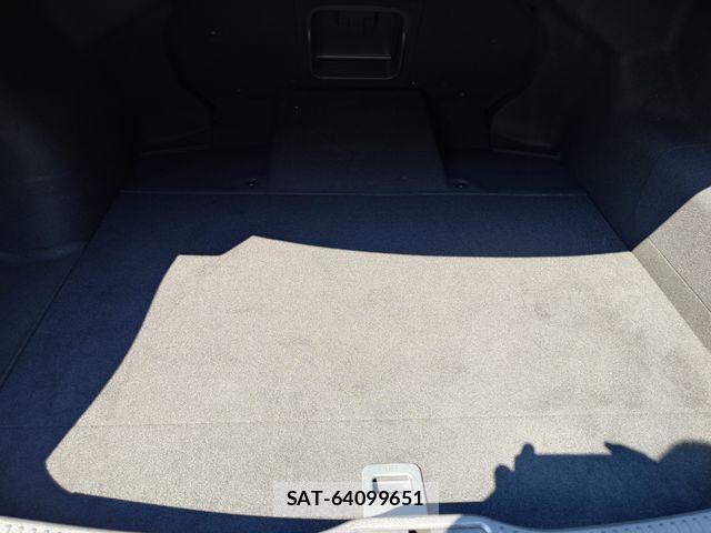 Toyota Crown Crossover 2022-10 7250249-26