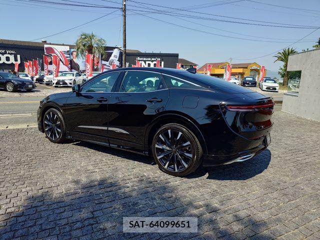 Toyota Crown Crossover 2022-10 7250249-3