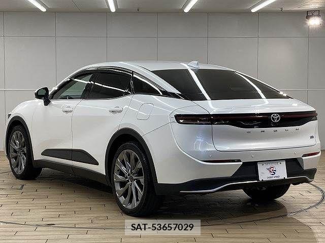 Toyota Crown Crossover 2023-04 7250247-15