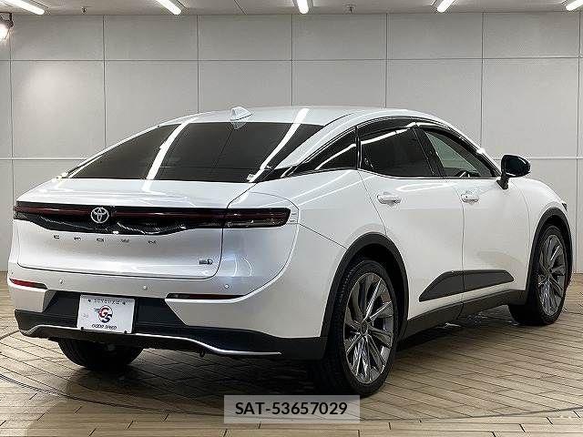 Toyota Crown Crossover 2023-04 7250247-16