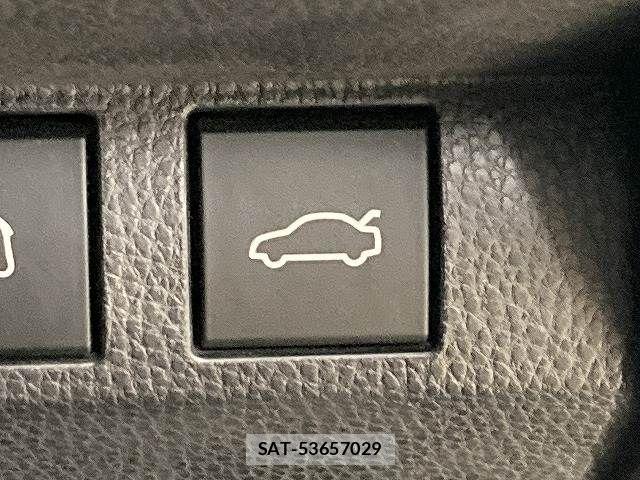 Toyota Crown Crossover 2023-04 7250247-8