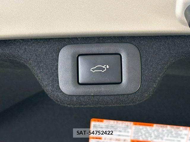 Toyota Crown Crossover 2023-07 7250254-11