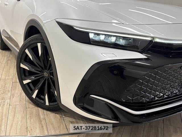 Toyota Crown Crossover 2022-12 7250244-19