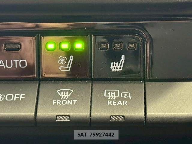 Toyota Crown Crossover 2023-03 7250251-9