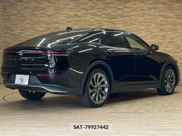 Toyota Crown Crossover 2023-03 7250251-15