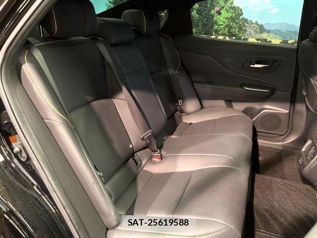 Toyota Crown Crossover 2023-03 7250243-11