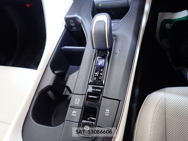 Toyota Crown Crossover 2023-08 7271732-14