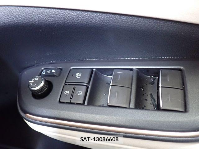 Toyota Crown Crossover 2023-08 7271732-20