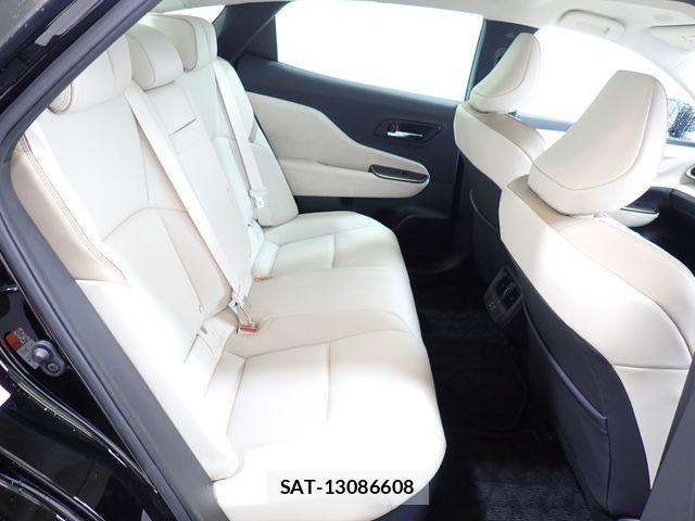 Toyota Crown Crossover 2023-08 7271732-23