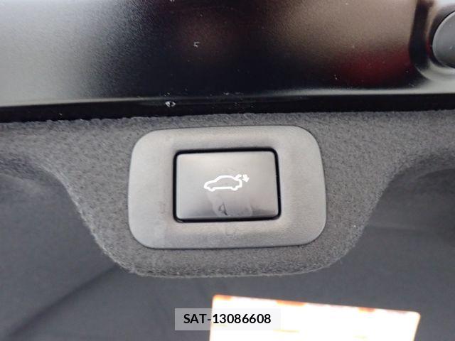 Toyota Crown Crossover 2023-08 7271732-24
