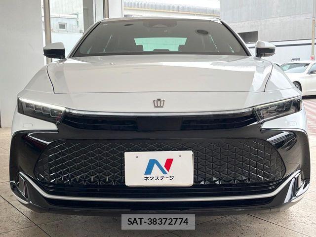 Toyota Crown Crossover 2023-08 7271733-12