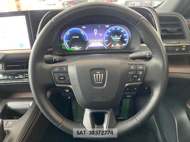 Toyota Crown Crossover 2023-08 7271733-7