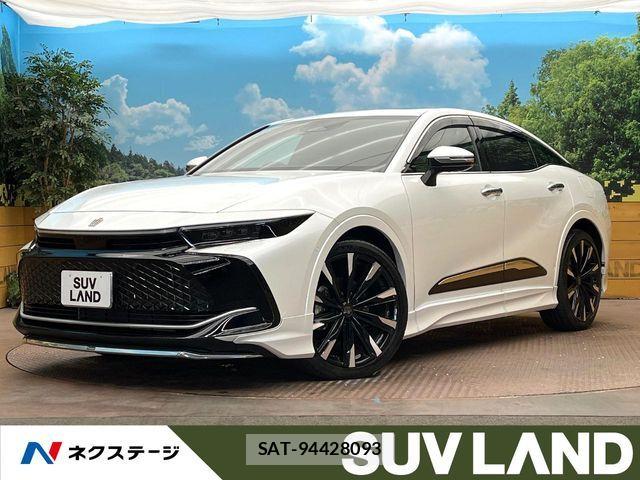 Toyota Crown Crossover 2022-12 7271731-0