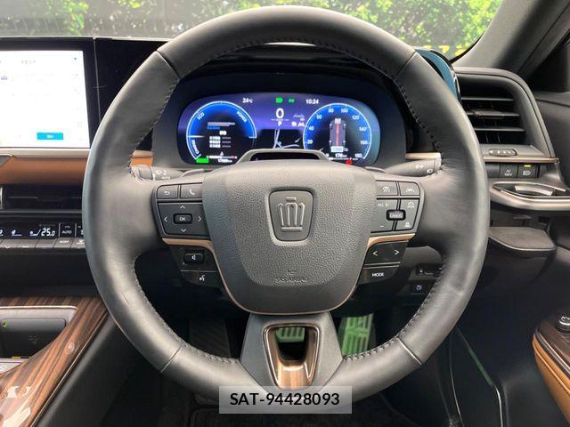 Toyota Crown Crossover 2022-12 7271731-11