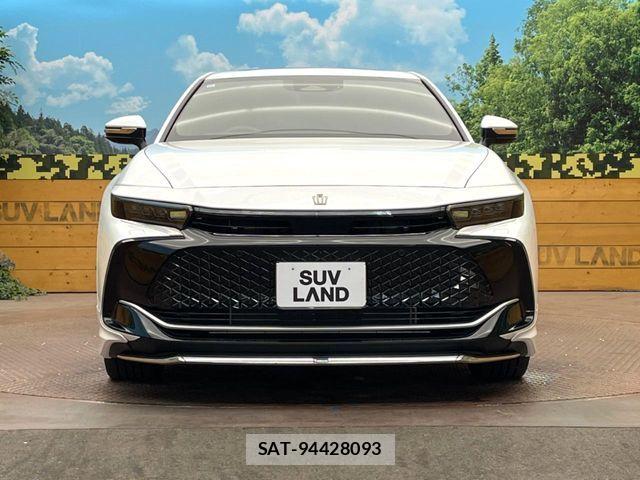 Toyota Crown Crossover 2022-12 7271731-14