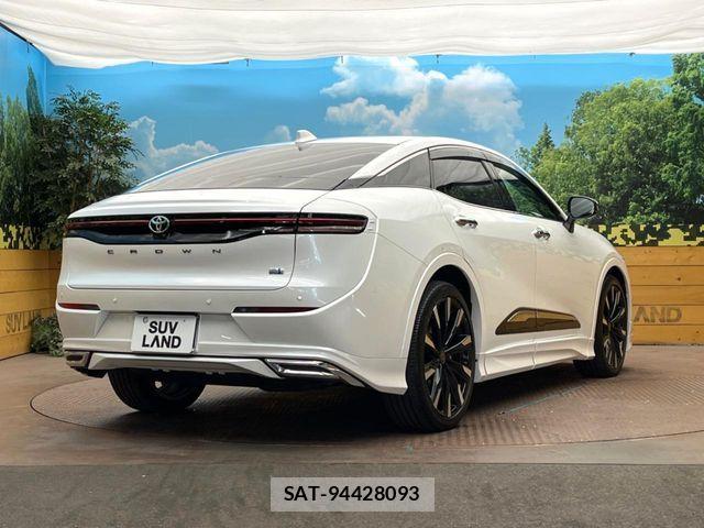 Toyota Crown Crossover 2022-12 7271731-17
