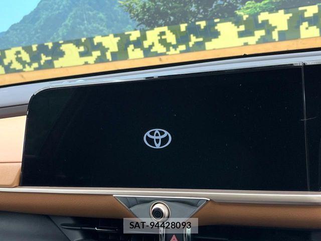Toyota Crown Crossover 2022-12 7271731-4