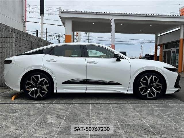 Toyota Crown Crossover 2022-10 7271735-11