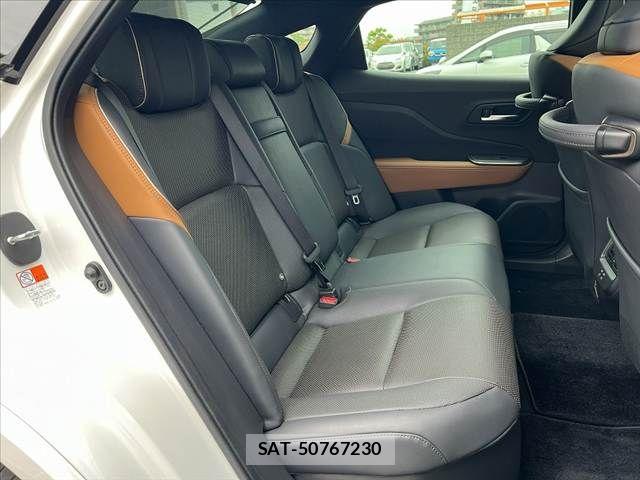 Toyota Crown Crossover 2022-10 7271735-17