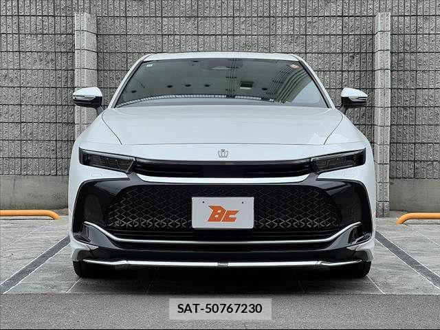 Toyota Crown Crossover 2022-10 7271735-8