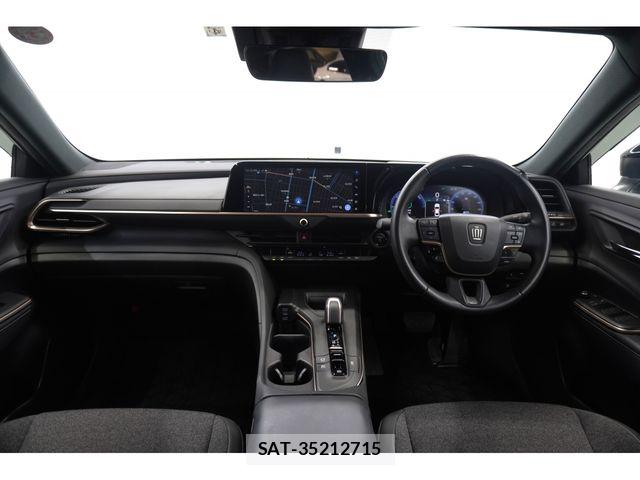 Toyota Crown Crossover 2023-04 7271734-9