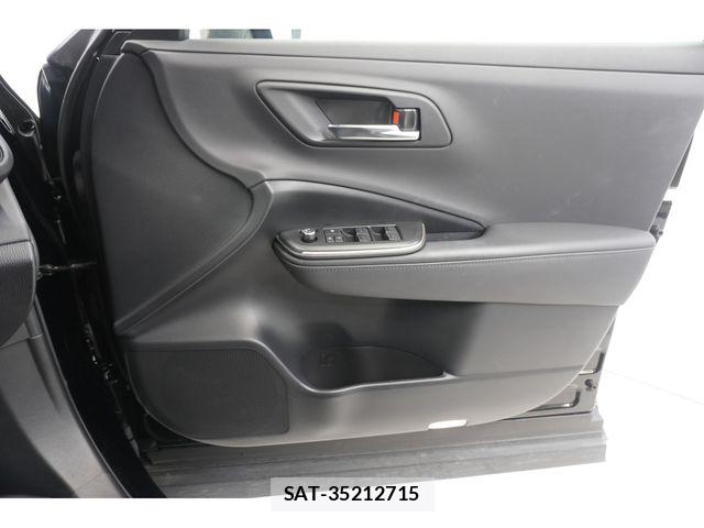 Toyota Crown Crossover 2023-04 7271734-20