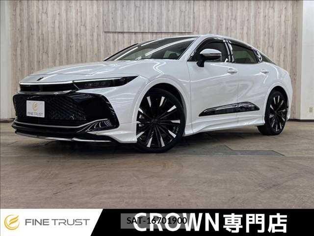 Toyota Crown Crossover 2022-12 7326355-0
