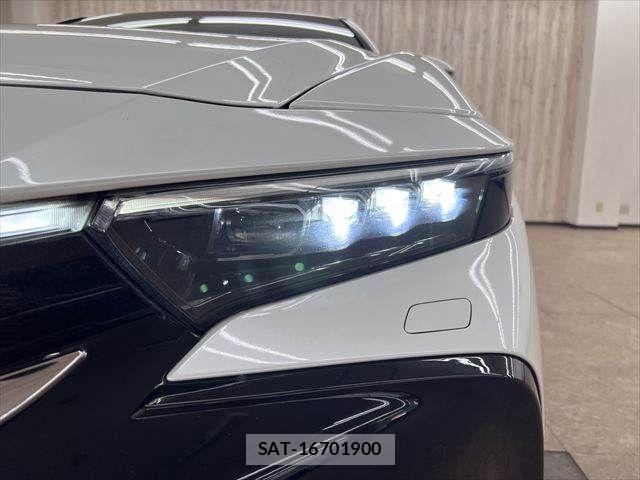 Toyota Crown Crossover 2022-12 7326355-11