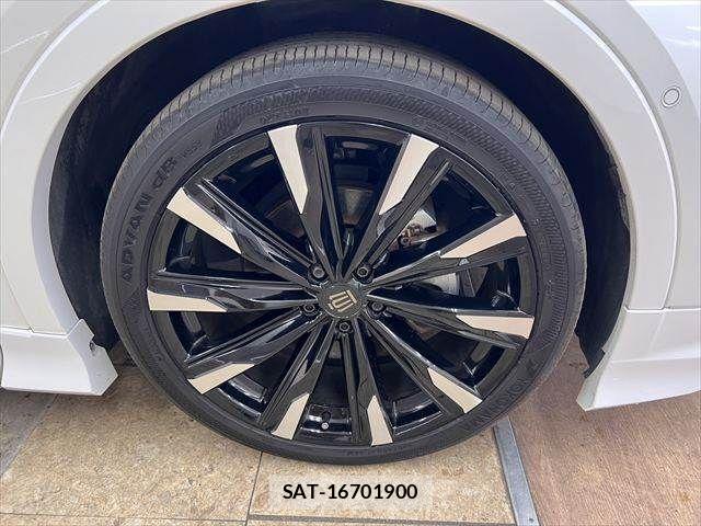 Toyota Crown Crossover 2022-12 7326355-12