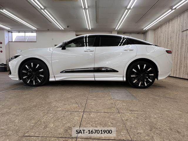 Toyota Crown Crossover 2022-12 7326355-19