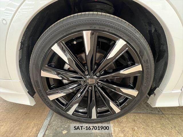 Toyota Crown Crossover 2022-12 7326355-26