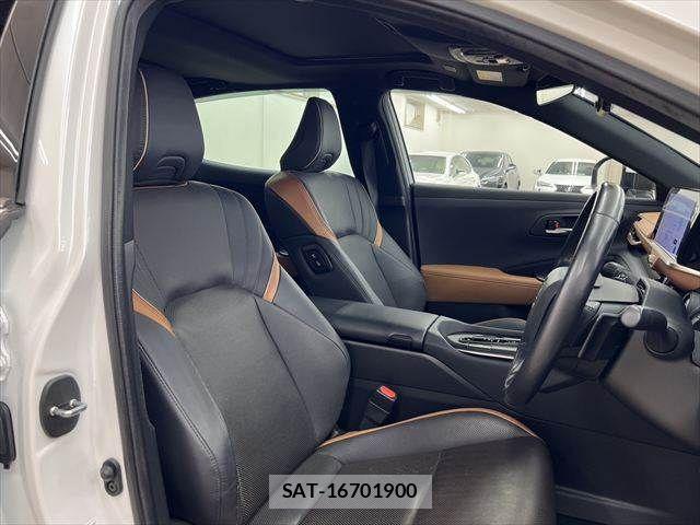 Toyota Crown Crossover 2022-12 7326355-7