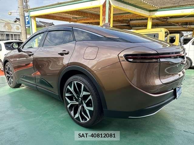 Toyota Crown Crossover 2023-10 7326356-1
