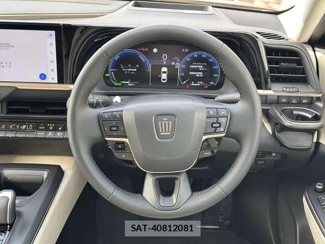 Toyota Crown Crossover 2023-10 7326356-5
