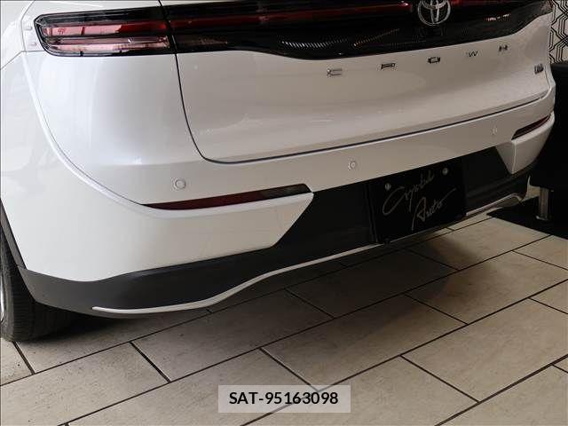 Toyota Crown Crossover 2023-09 7326348-18